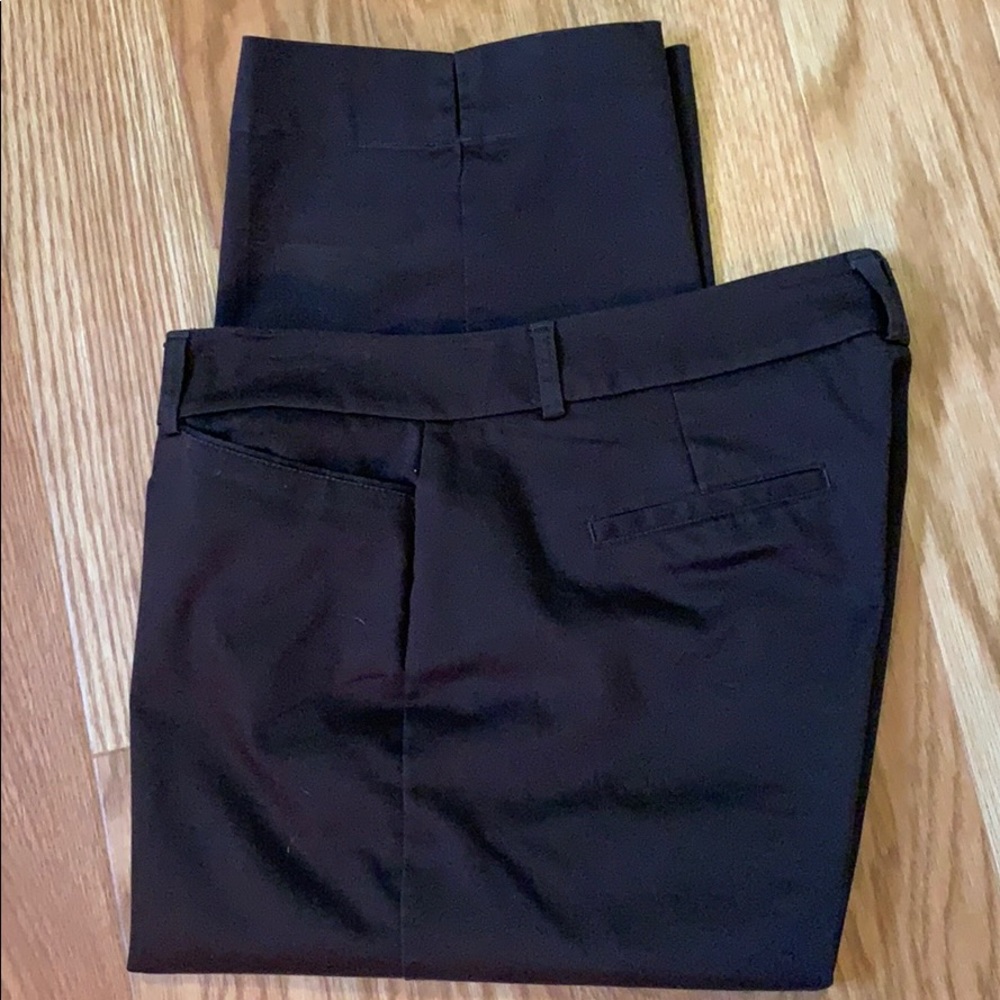 Dockers capris. Chocolate Brown